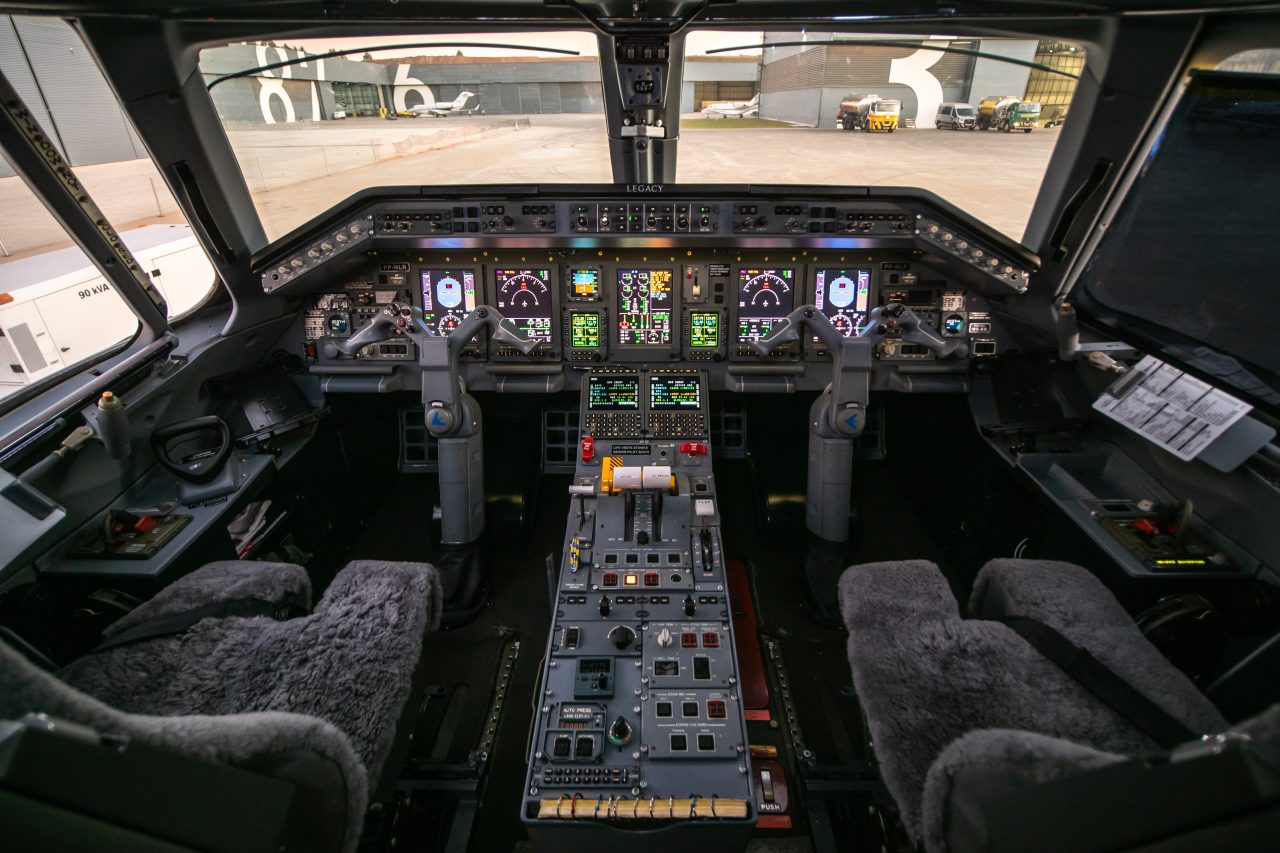 Legacy 650 (A-1004)