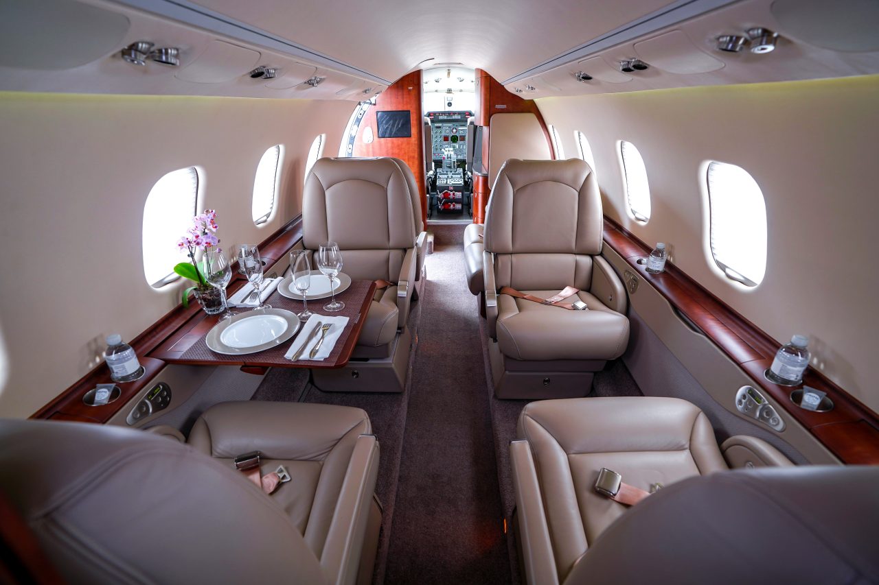 Learjet 60 (A-1003)